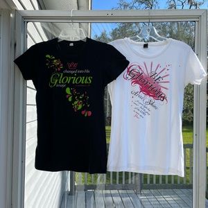 Womens Inspirational Graphic Tees, bundle of 2, sz med